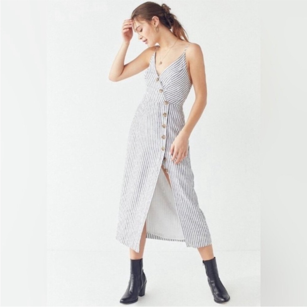 Urban Outfitters Striped Button-Front Midi Dress - White & Gray